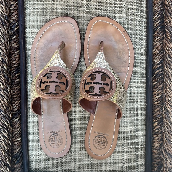 Tory Burch Louisa Gold/Tan Sandals. Metallic Leather/Veg Leather. Size 7.5 - Picture 2 of 6